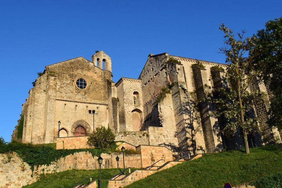 Erdizka, Centrico Apartamento Turistico Con La Mejor Vista Plaza De Los Fueros Estella Luaran gambar
